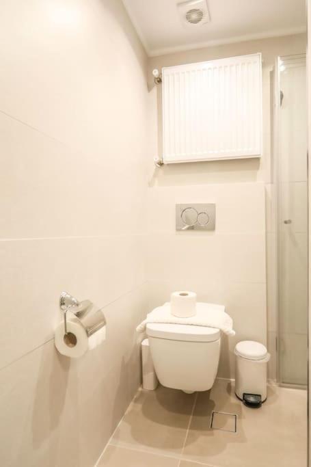 شقة 350M From Museum Of Acropolis A Cozy & Quiet House أثينا المظهر الخارجي الصورة